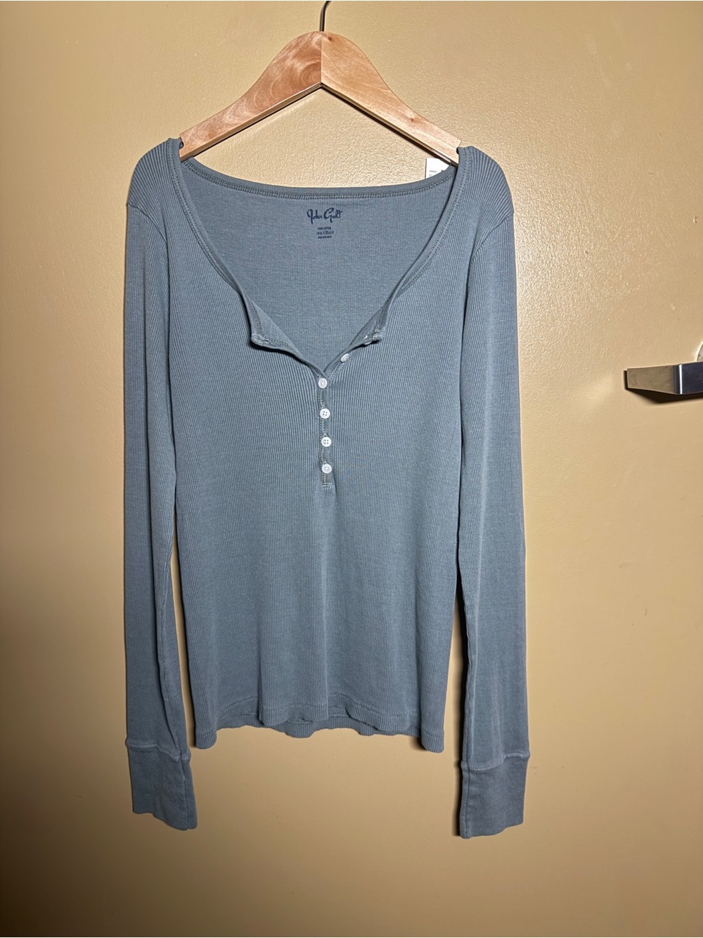 Brandy Melville Henley Ribbed Long Sleeve Top Woman’s Green One Size fits most